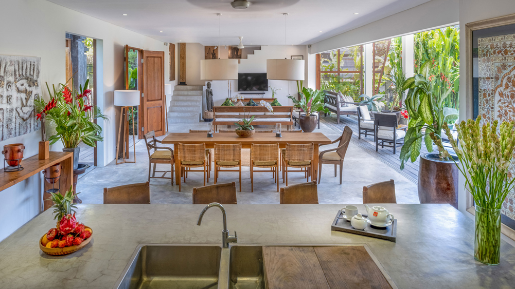 Villa Mandalay Dua - Living room view from kitchen